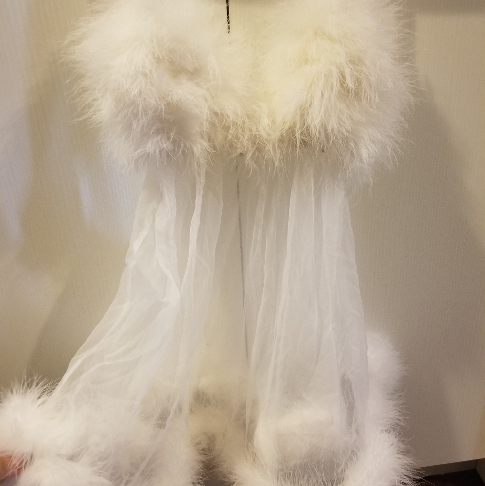 Bridal night gown and underwear with Vail